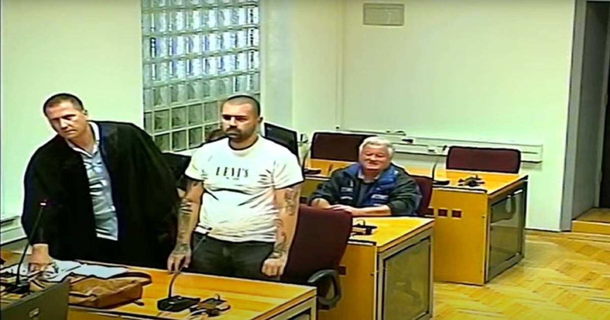 Marko Plavšić (u prvom redu)