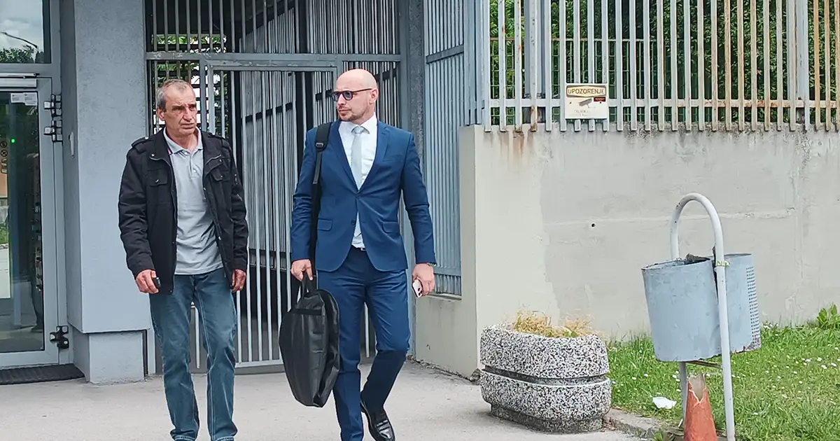 Miodrag Malić (lijevo) s braniocem Milanom Petkovićem