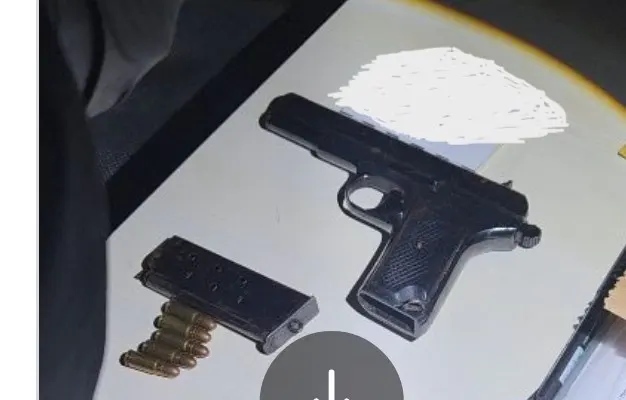 Policija u Tuzli uhapsila osobu s osam aktivnih potjernica, oduzeta droga i oružje