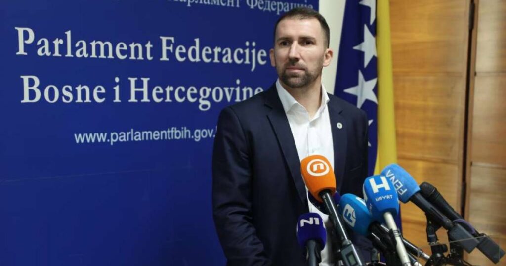 Adnan Delić