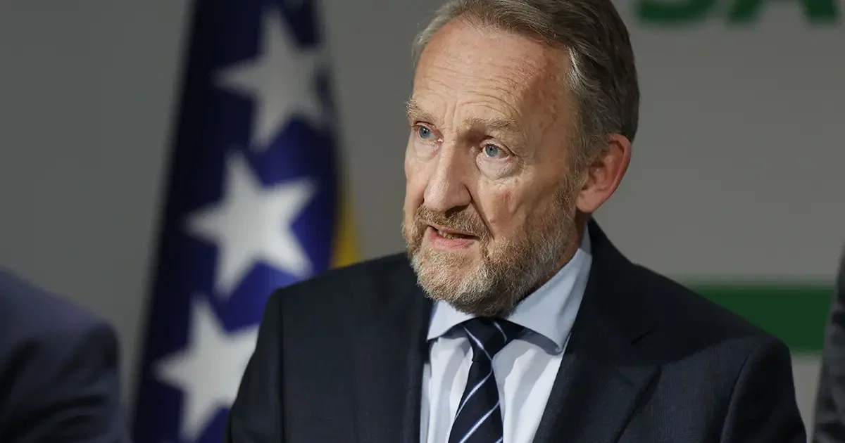 Oglasio se Bakir Izetbegović i odgovorio na Murphyjeve optužbe