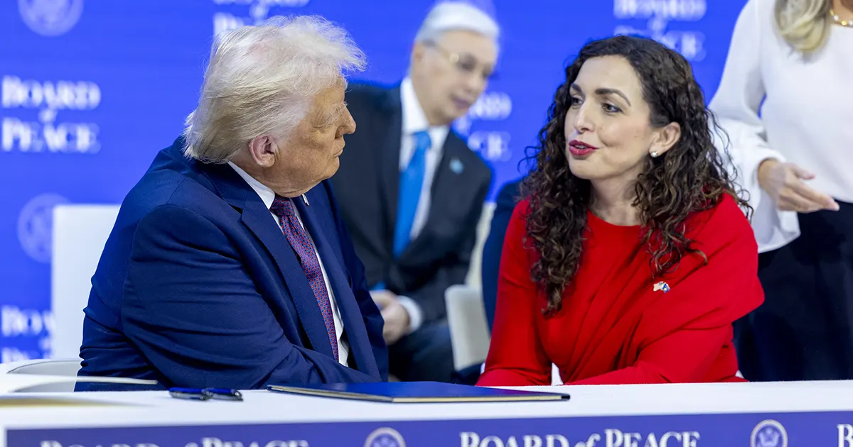 Donald Trump i Vjosa Osmani