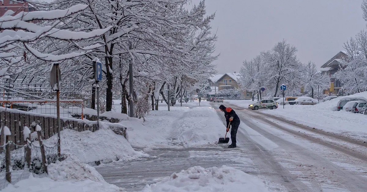Snijeg na ulicama Sarajeva