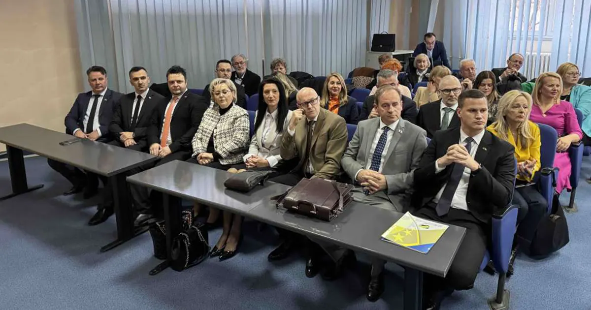 Vlada TK na čelu s Halilagićem (desno) imenovala je Elsada Jamakovića na funkciju