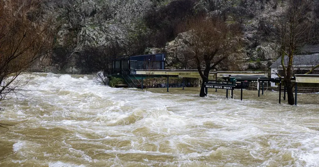 FUCZ izdao upozorenje: Moguće lokalno izlijevanje vode iz korita pritoka Neretve