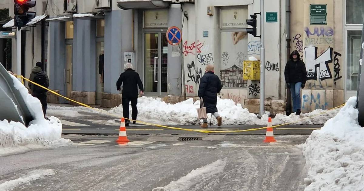 zatvorena ulica snijeg