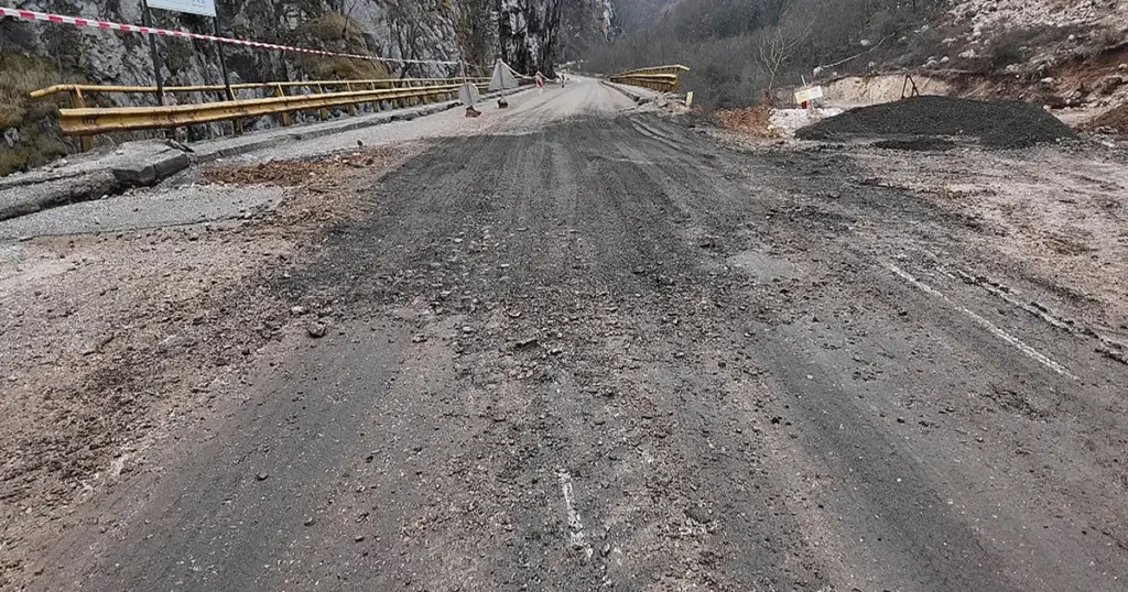 Putevi na istoku BiH opasni po život