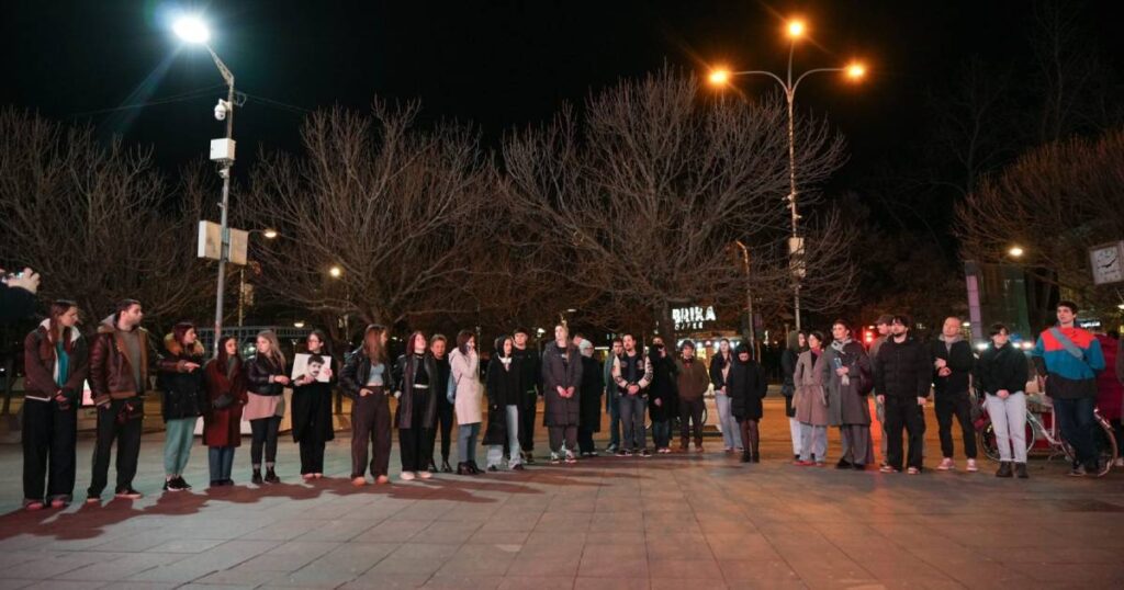 Banjaluka uz Sarajevo: Građani minutom šutnje odali počast Erdoanu Morankiću