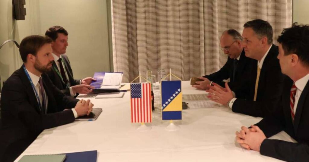 Brendan Hanrahan i Denis Bećirović