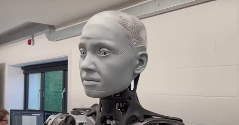 Humanoidni robot Ameca "zaprepastio" javnost