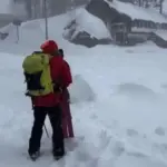 Potvrđeno je da je osam skijaša poginulo u lavini u Kaliforniji
