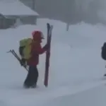 Deset skijaša nestalo, najmanje šest zarobljeno u lavini u Kaliforniji