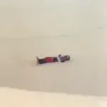 Težak pad snowboarderice