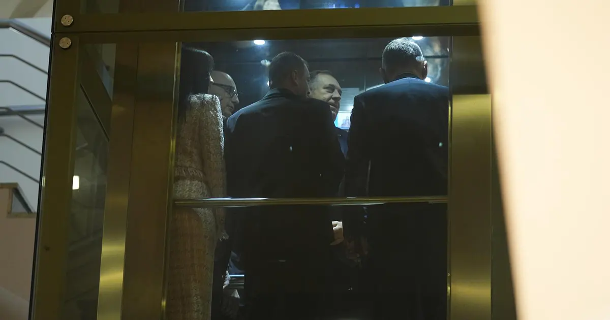milorad dodik lift