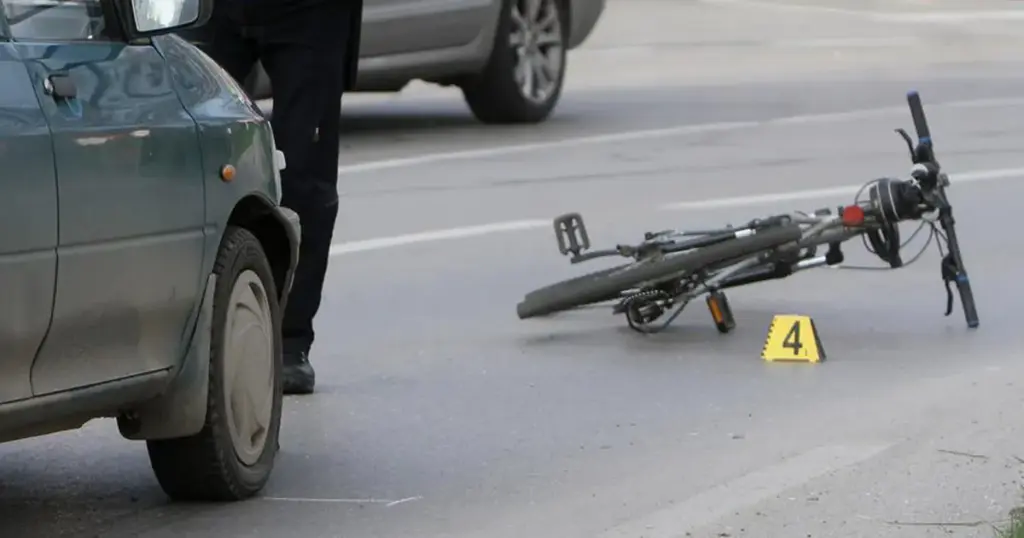 Biciklista preminuo u bolnici nakon što ga je udario Citroen