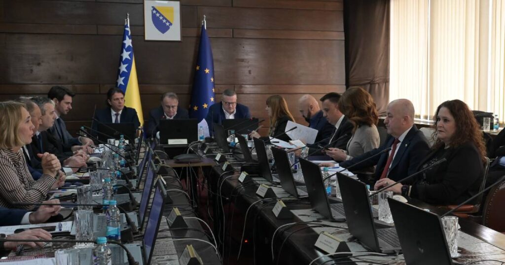 Telefonska sjednica Vlade FBiH: Penzionerima ide dodatnih 2.240.000 KM