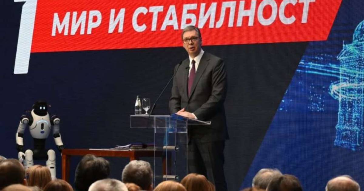 aleksandar vucic robot