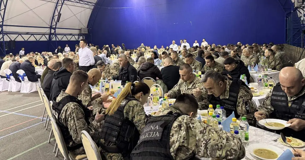 Iftar u Banjoj Luci