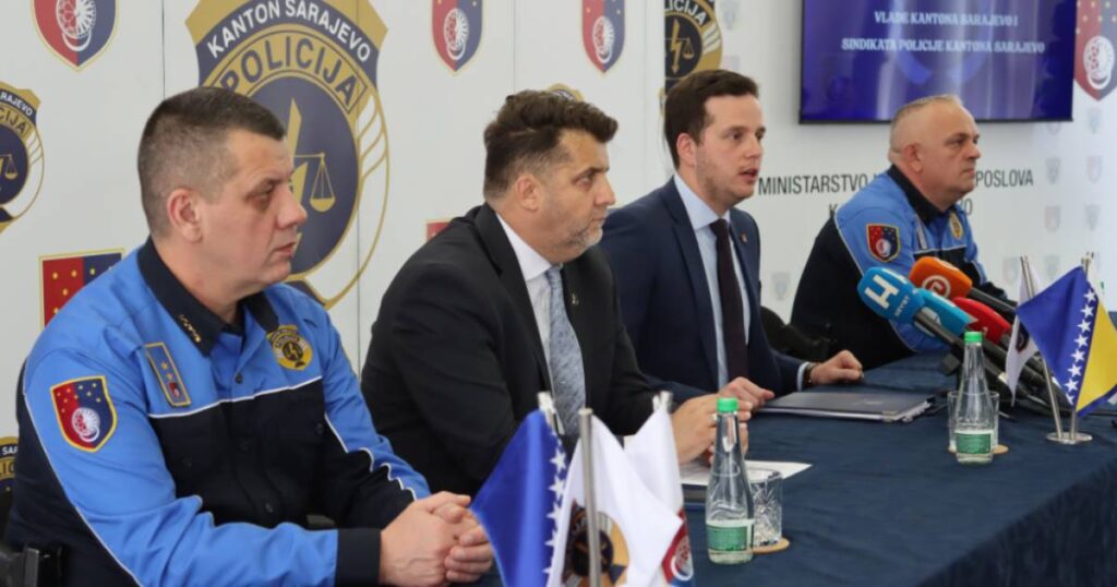 Povećane plate policiji u Sarajevu