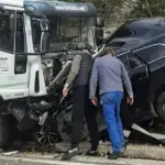 Stravičan sudar kamiona i automobila