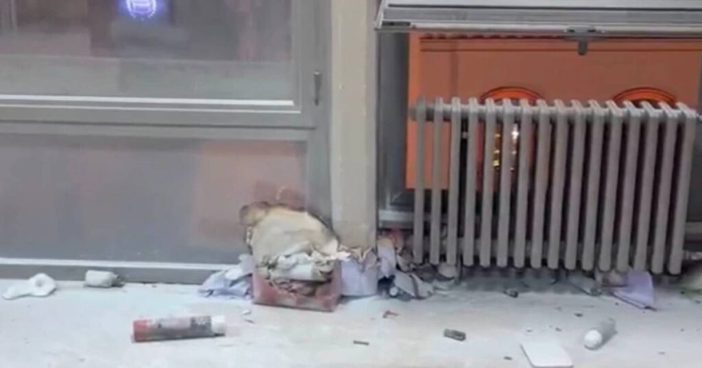 Pirotehnika, pa tragedija: Djevojka pronađena mrtva ispred fakulteta