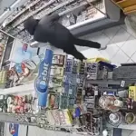 Objavljen je snimak pljačke u Mostaru