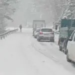 Na prevoju Koprivnica snijeg redovno stvara probleme vozačima