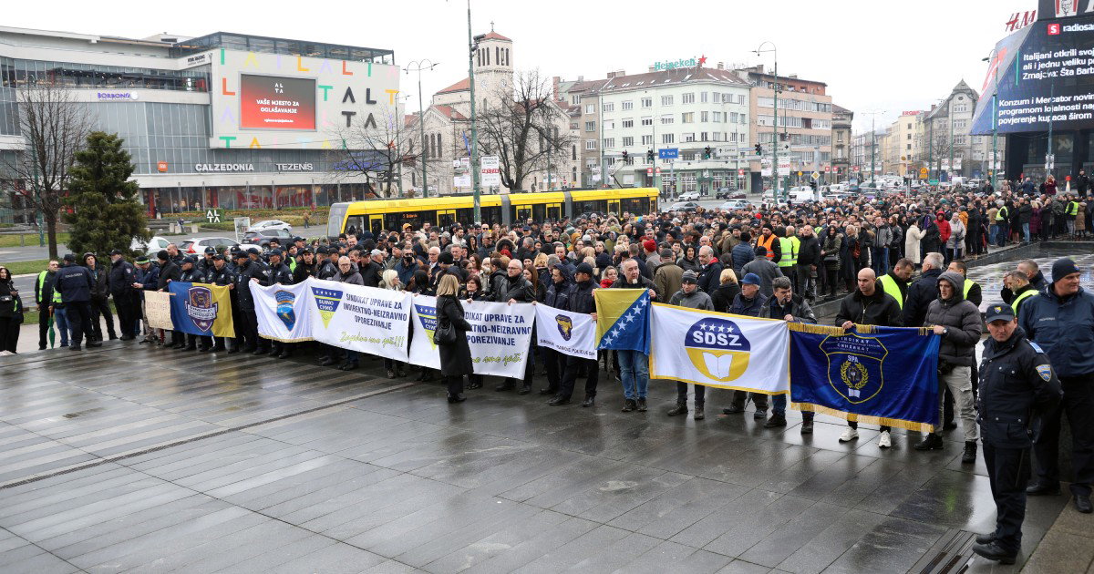 Protesti zaposlenih u institucijama BiH