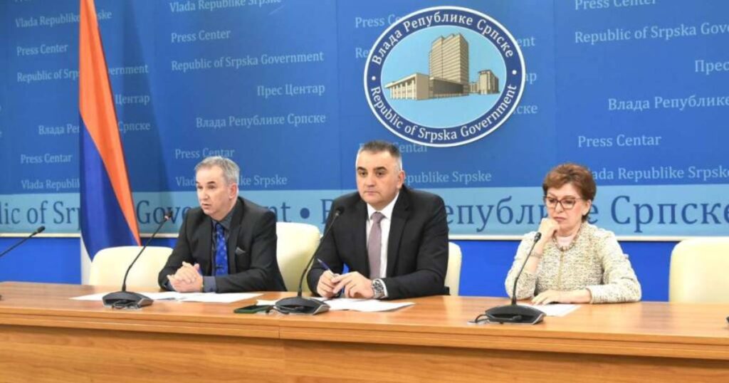 Puhovac, Minić i Vidić