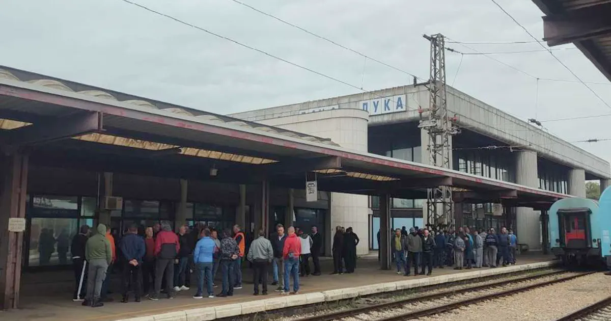strajk zeljeznice rs