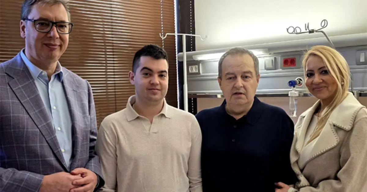 Dačića je u bolnici posjetio Vučić