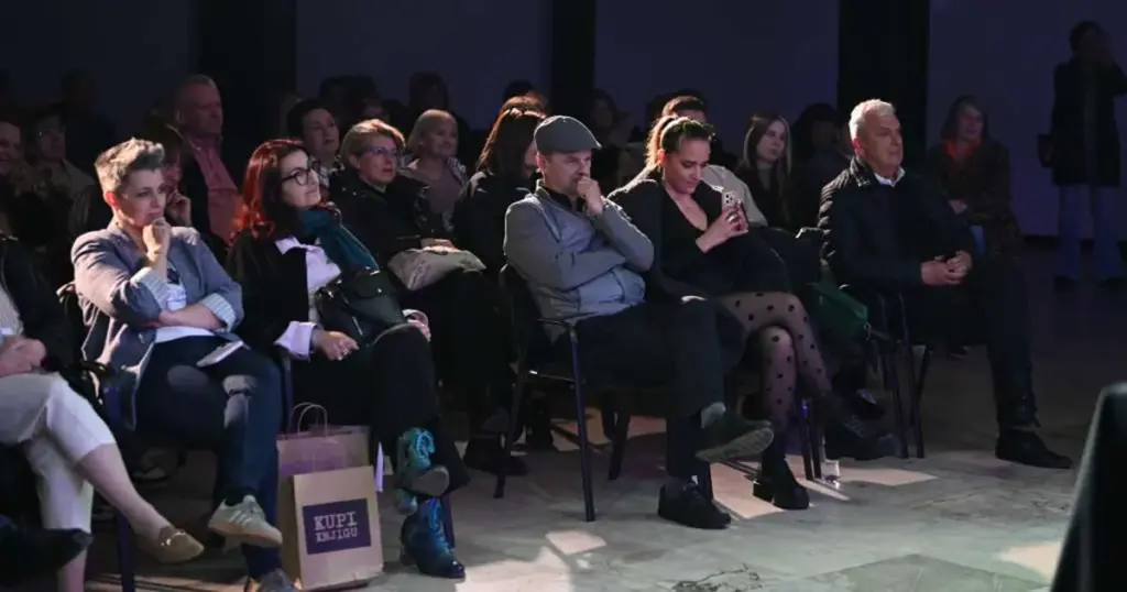 Predstavljena knjiga "Miss opkoljenog Sarajeva" Inele Nogić