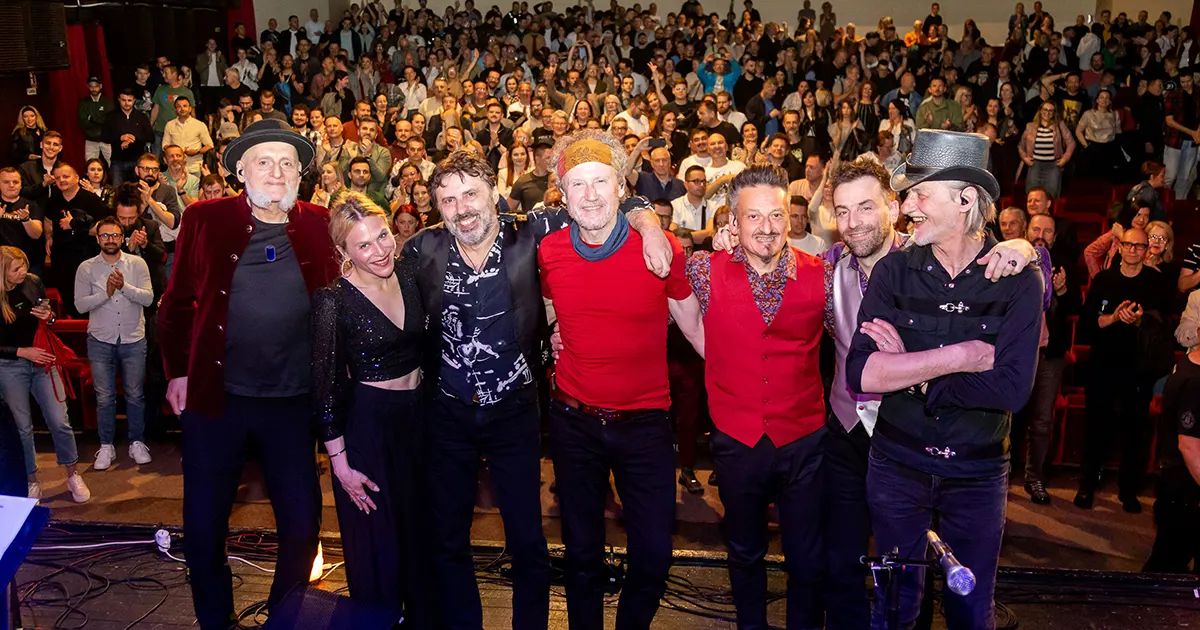 Večer za pamćenje u Tuzli: Zabranjeno pušenje priredilo trosatni muzički spektakl