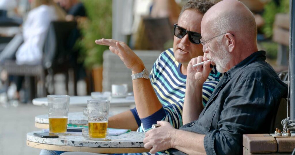 Iznenađujući rezultati: Ljudi s nezdravom navikom žive duže od onih koji je izbjegavaju