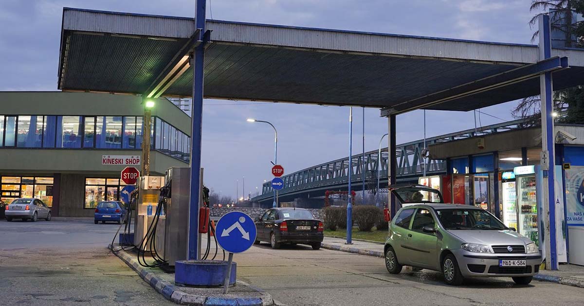 Benzinska pumpa