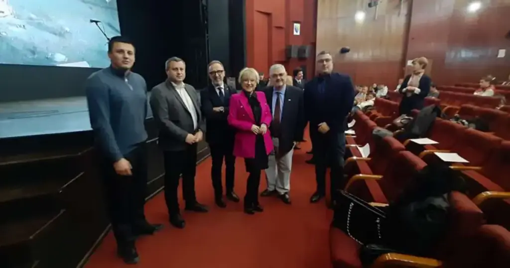 Crishock u Brčkom prisustvovao projekciji filma “Suočavanje s ratom”