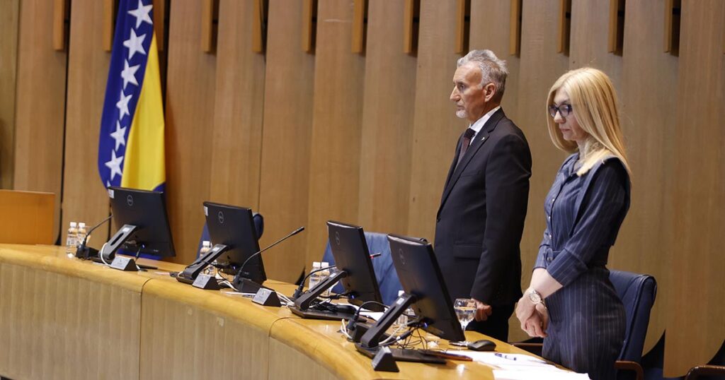 HDZ i SNSD nisu došli ni na redovnu sjednicu, ne zanimaju ih ni evropski zakoni