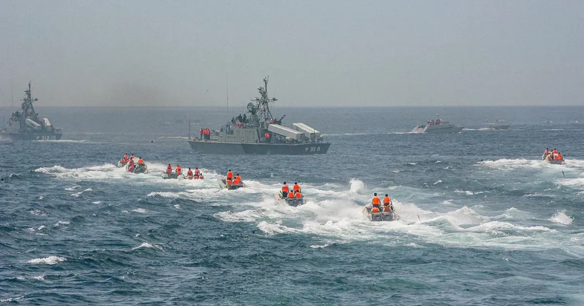 Prizor s ranijih vojnih vježbi iranske mornarice u Hormuškom moreuzu