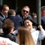 Milorad Dodik sa suradnicima u kafiću uoči dolaska Donalda Trumpa Jr. u Banju Luku