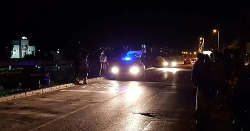 Teška nesreća na M-17, jedna osoba poginula. Saobraćaj bio potpuno obustavljen