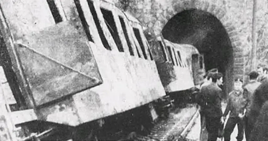 Neki su živi izgorjeli: U najvećoj željezničkoj nesreći u historiji BiH poginulo je 34 ljudi