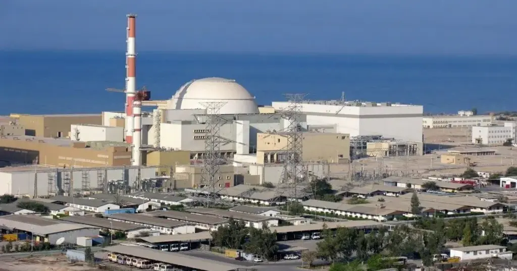 Iran pozvao mlade da formiraju “žive lance” oko elektrana nakon prijetnji Trumpa