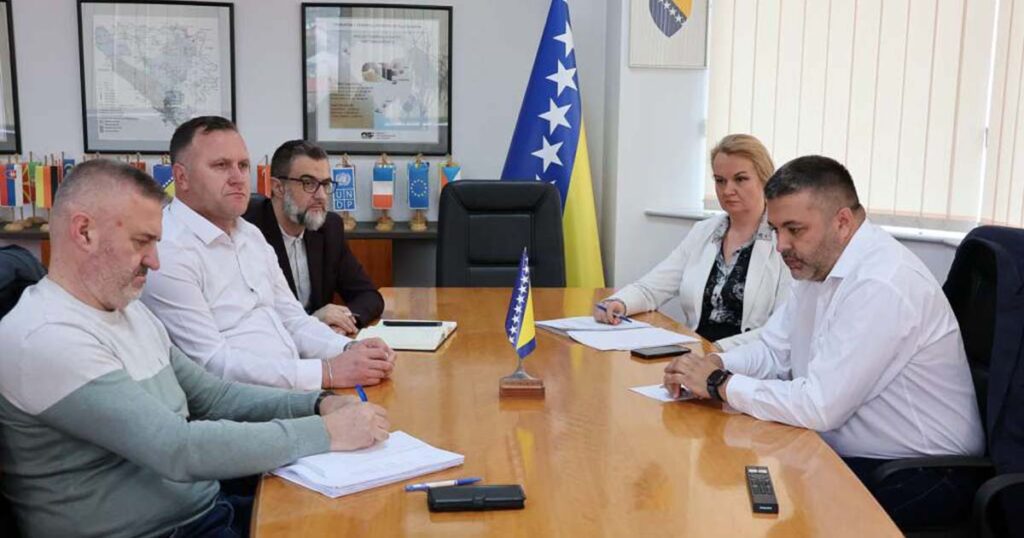 Vlada FBiH i Sindikat: Otpuštanje radnika i stečaj Nove Željezare Zenica nisu opcija