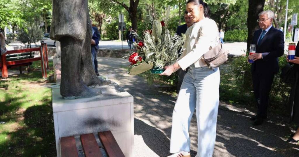 Šimićevi susreti u Mostaru: Položeno cvijeće i nastavljen književni program