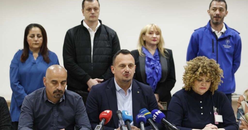 Zaposlenim u zdravstvu ponudili devet pfeninga veću satnicu, najavili mirnu šetnju