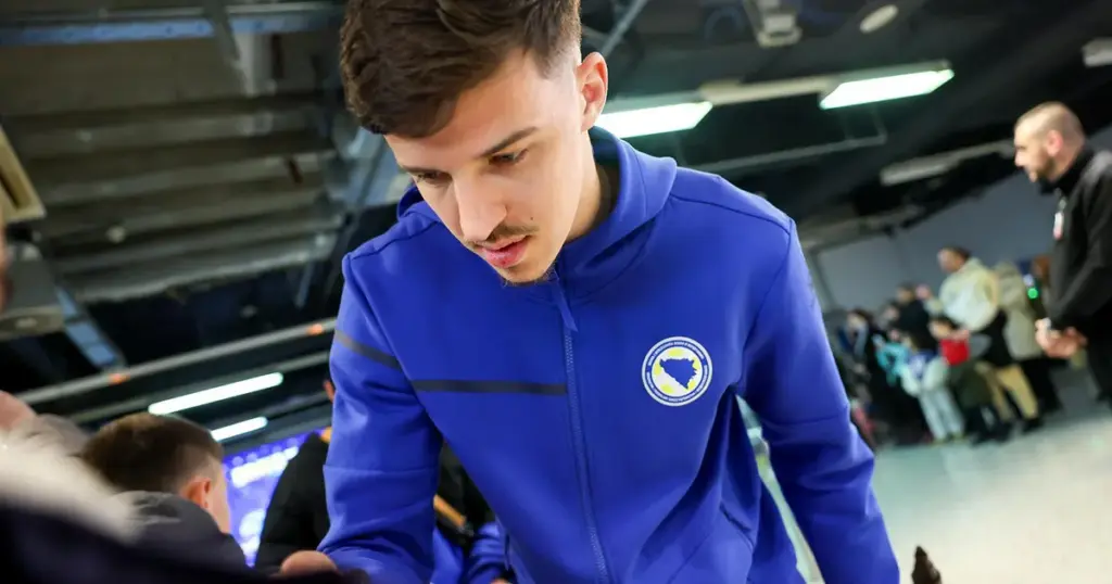 Gazzetta dello Sport objavila da je Muharemović dogovorio prelazak u novi klub. Poznat i iznos