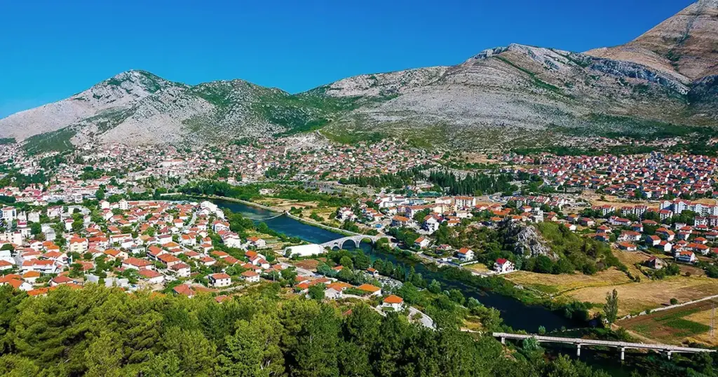 Grad u BiH dijeli parcele za kuće, objavljeno ko se može prijaviti