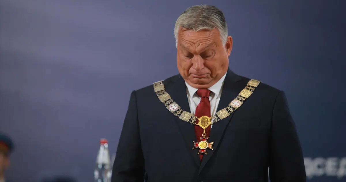 Orban nakon što mu je Vučić poklonio Orden Republike Srbije