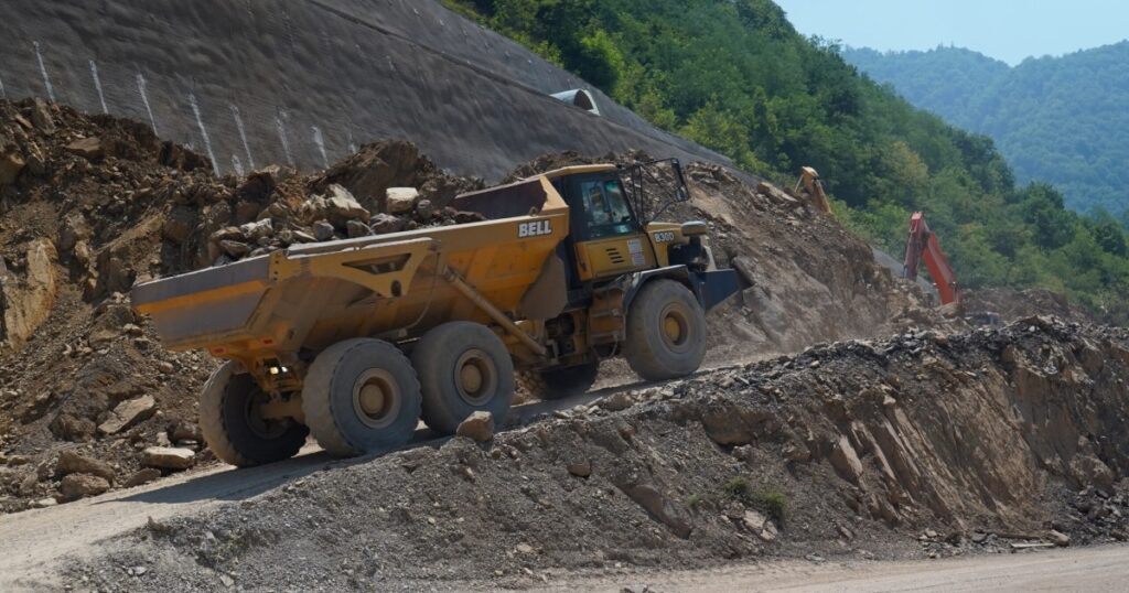 Vranduk-Ponirak, dionica autoputa koja je trebala biti otvorena 2021.