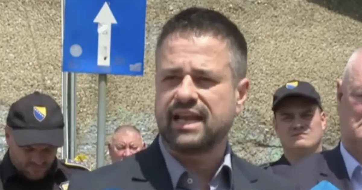 Amidžić održao sramotan govor nakon što mu je propao plan, vrijeđao Krnjića i Bošnjake